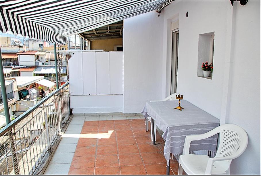 Kassandrou Suite Hot Tub-Jakuzzi - 2 Bedrooms - Big Balcony - Center Saloniki Zewnętrze zdjęcie